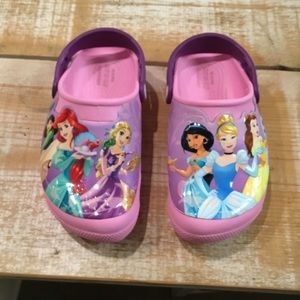 Disney princesses  light up crocs clogs Size 13